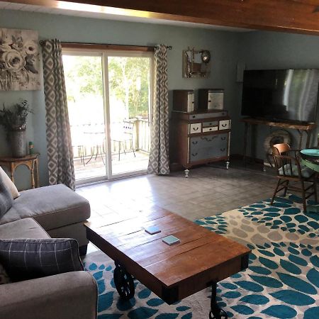 1 Bed Cottage, Partial Waterviews & Water Access Westport Ngoại thất bức ảnh